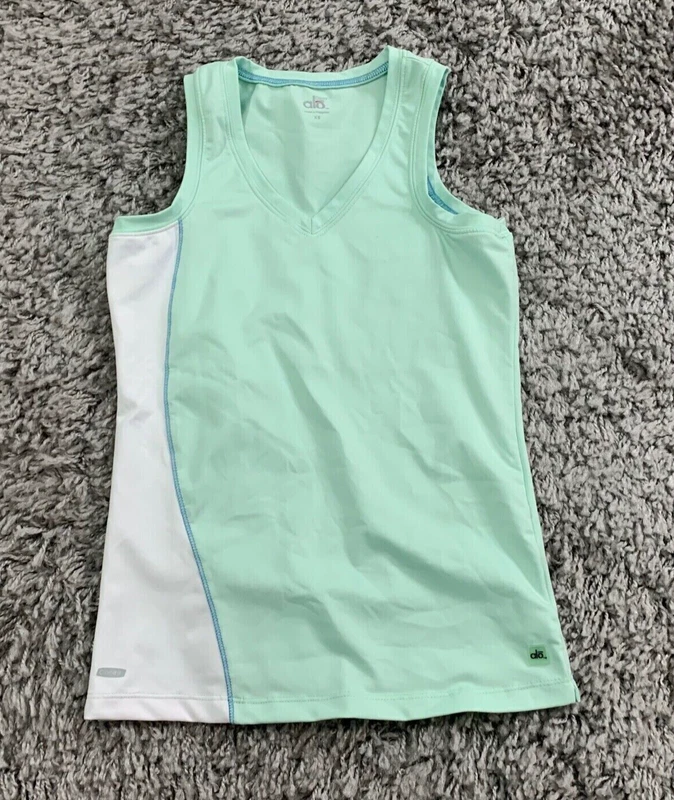 alo-yoga cool fit stretch sleeveless pullover activewear tank-top