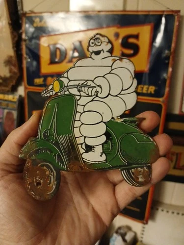 VINTAGE MICHELIN MAN TIRES BIBENDUM TIRE 6" PORCELAIN METAL GASOLINE OIL SIGN!