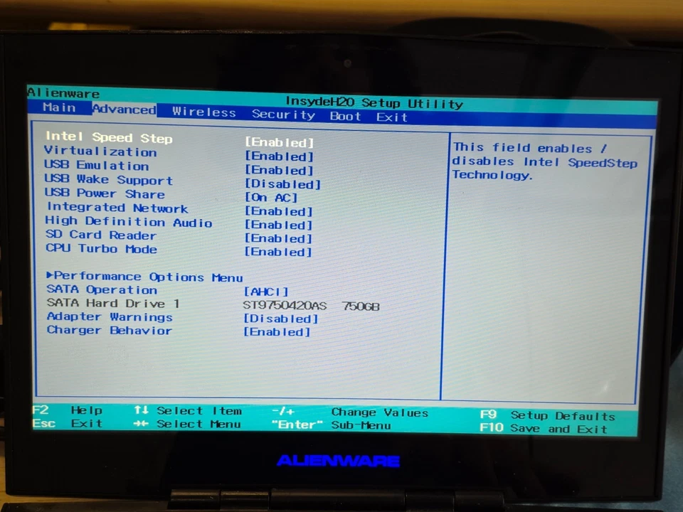 14" Alienware M14xR1 - i7-2760QM, 16GB RAM, 750GB HDD - Leer Foto 4 de 4