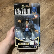 Batman, Legends of the Dark Knight, DC, The Penguin Action Figure 1996 Kenner