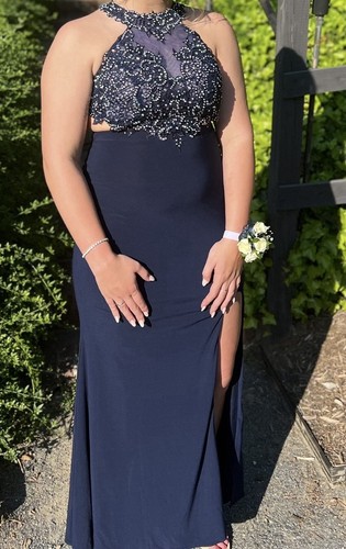 Cachet Beaded/Lace Halter Prom Gown in Navy Blue, Size 4