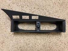 Mercedes Benz 190e 190d W201 Center Air Vent Grille Three Switch Openings Oem Mercedes Benz 190e 190d W201 Center Air Vent Grille Three Switch Openings Oem