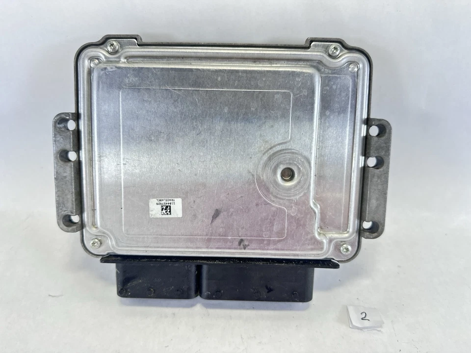 Módulo de controle de motor 12–18 Ford Focus PCM ECU ECM F1F1-12A650-ADB FABRICANTE DE EQUIPAMENTO ORIGINAL - Imagem 2 de 4