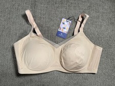 HONEYLOVE CROSSOVER WIRELESS BRA SAND Nude SIZE 1X 40 C/D New With Tags