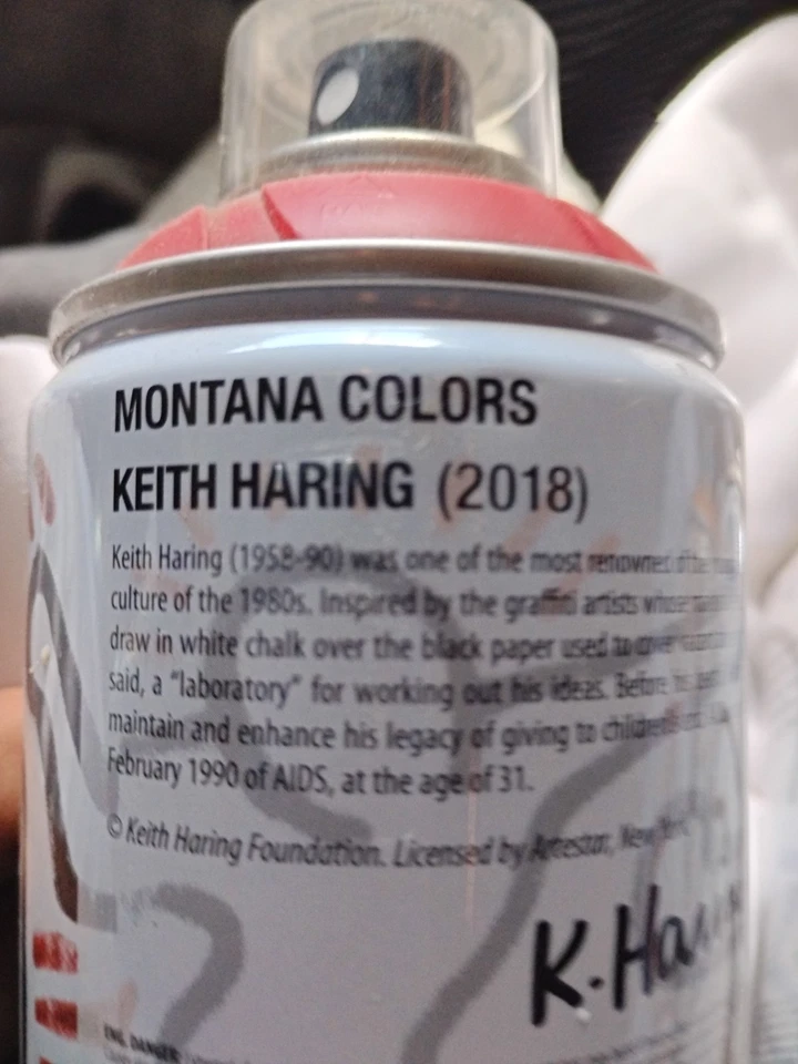 JUEGO DE LATAS DE PINTURA EN AEROSOL DE 4 COLORES KEITH HARING Montana Colors latas de pintura en aerosol 2018 Foto 3 de 3