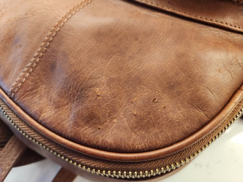 Tommy Bahama Backpack Crossbody Convertible Bag Purse Camel Brown Leather - Picture 7 of 12