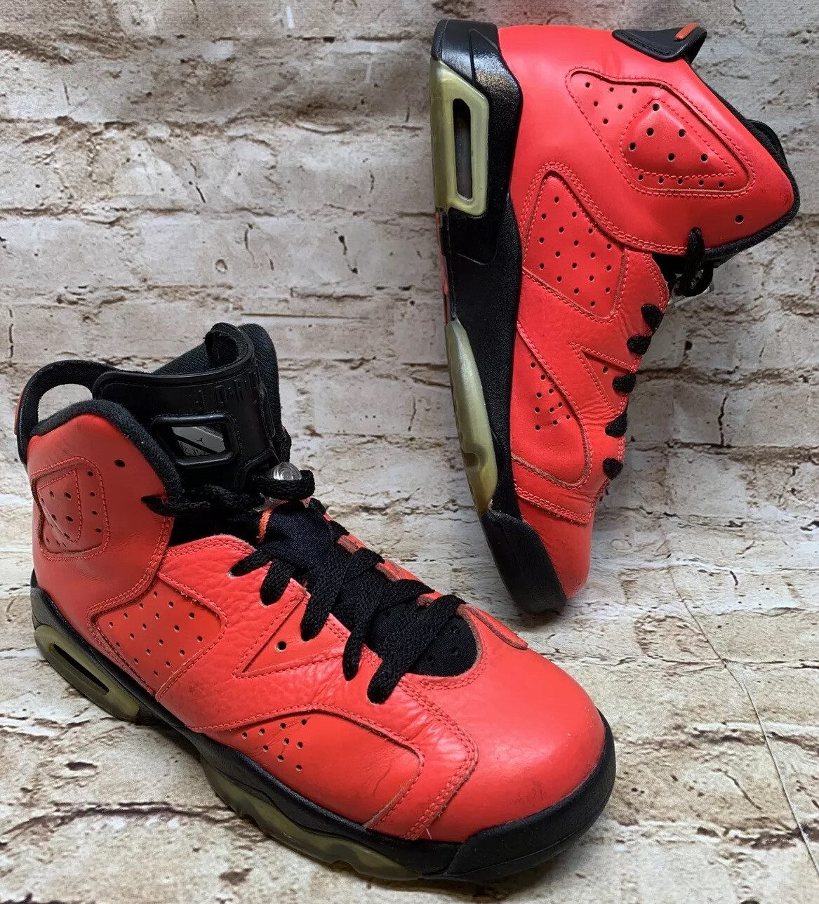 SAOLA Nike Youth Air Jordan 6 VI Retro BG GS Infrared 23 Toro 384665 623 taglia US 6 5Y