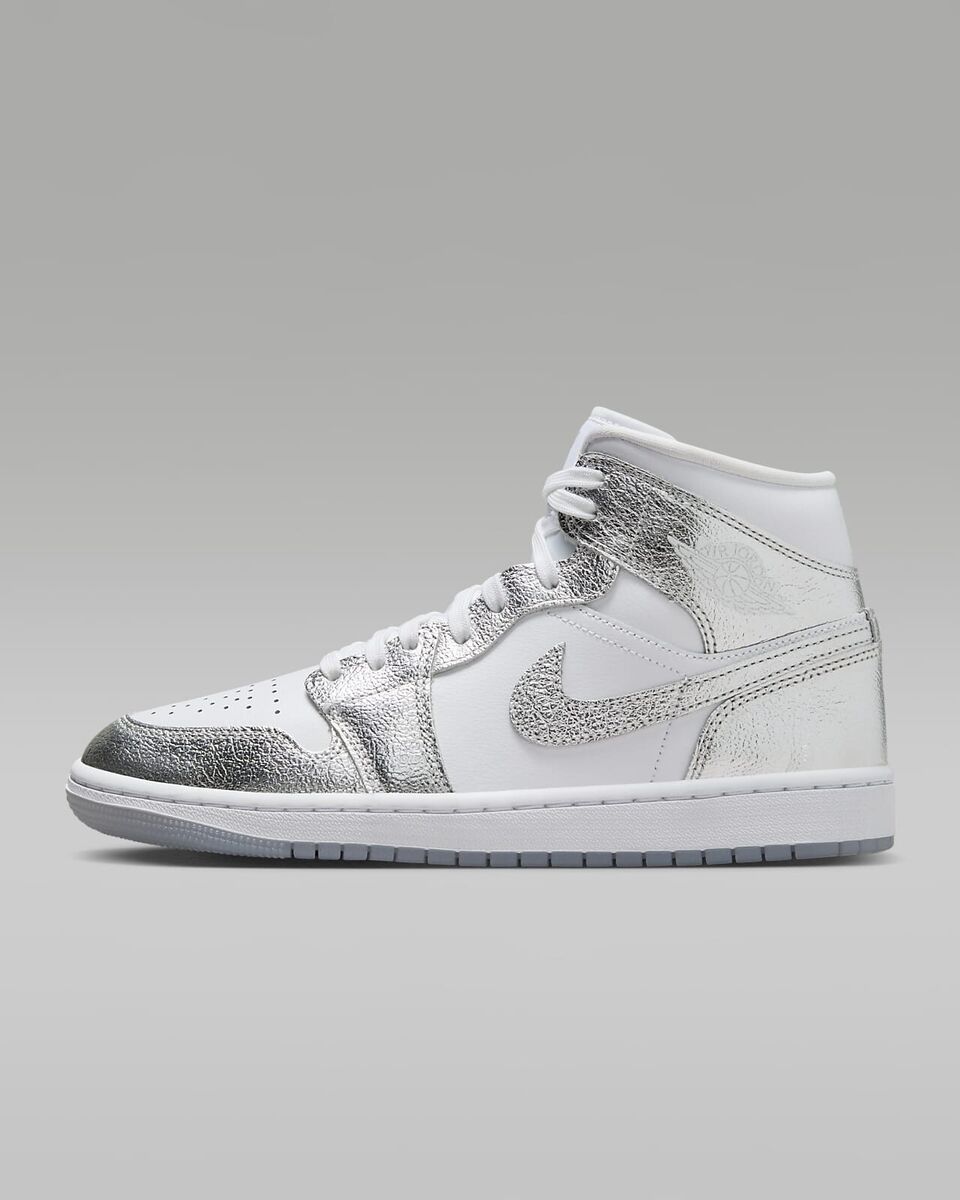 NEW Women's Size 11 Nike Air Jordan 1 Mid SE Metallic Silver NEW Women's Size 11 Nike Air Jordan 1 Mid SE Metallic Silver