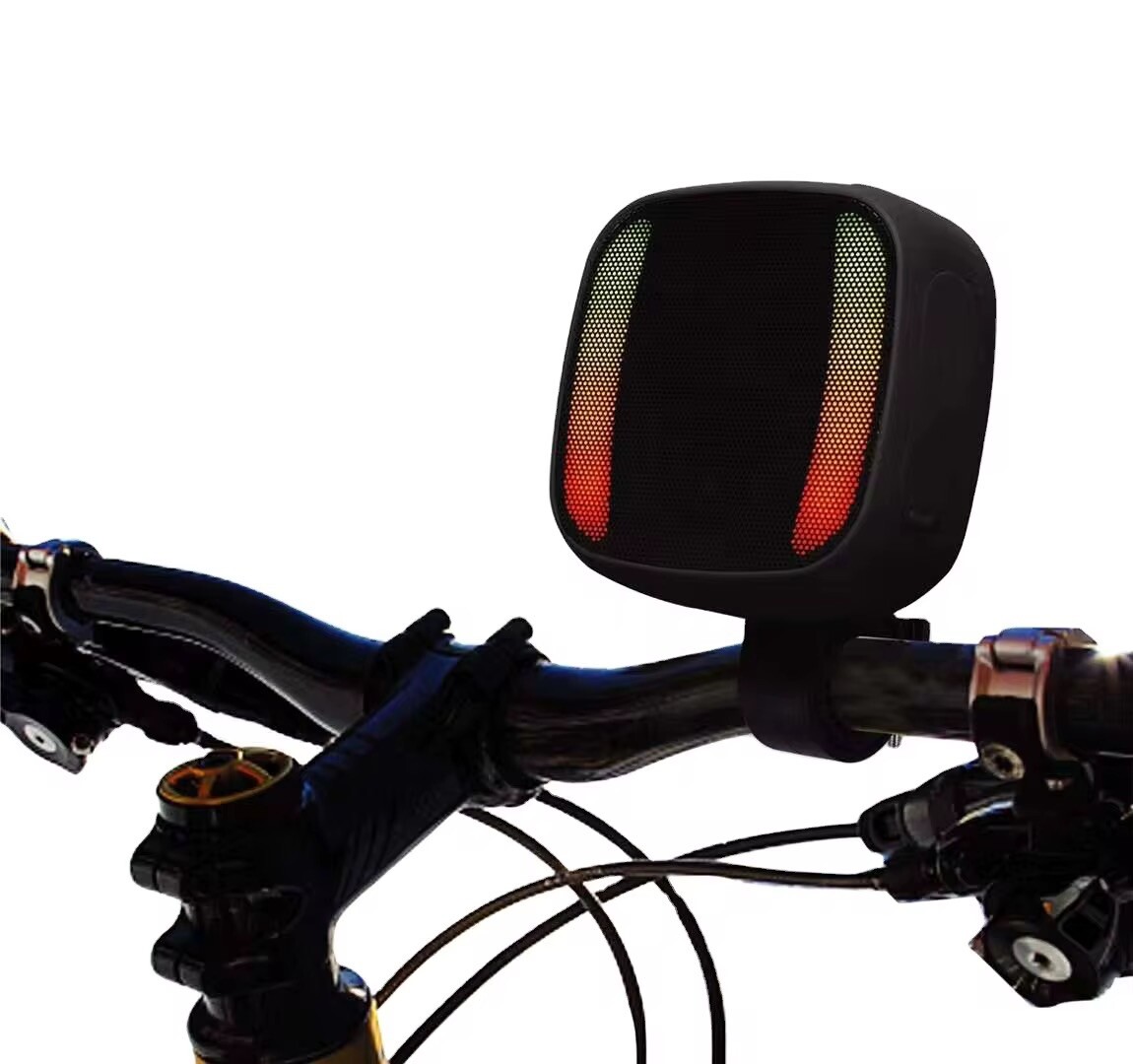 Waterproof Bluetooth Bike Speaker with Mount and Belt Clip-image