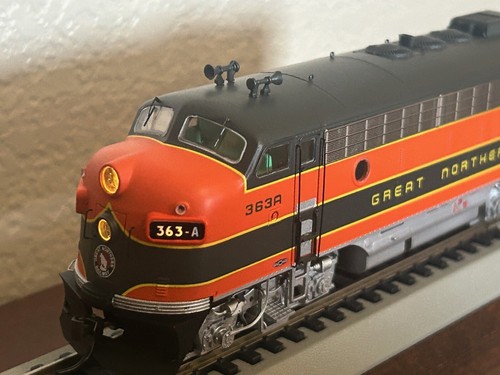 GREAT NORTHERN " EMPIRE BUILDER " F7 - A unit 363A- DC / DCC Ready HO Scale NEW - Picture 8 of 22