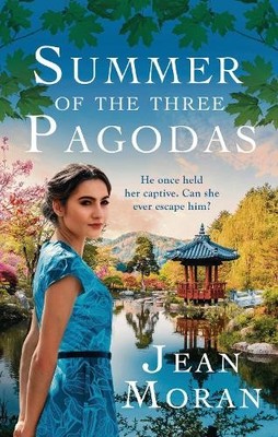 Jean Moran Summer of the Three Pagodas (Gebundene Ausgabe)