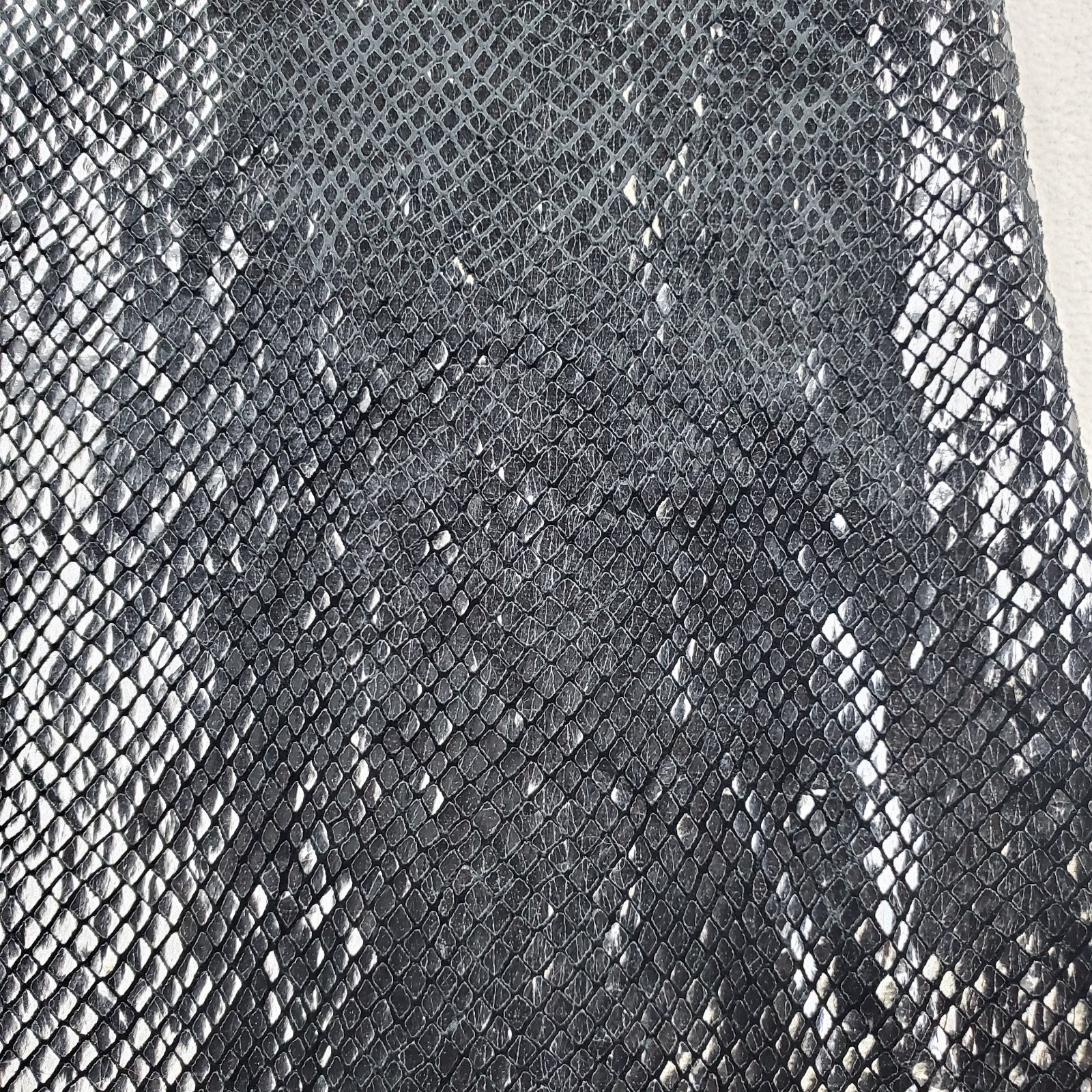 Picture 4 of 12