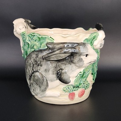 Vtg Rabbit Bunny Cachepot Ceramic Planter Pot Raised Relief 7.5''T Haldon READ