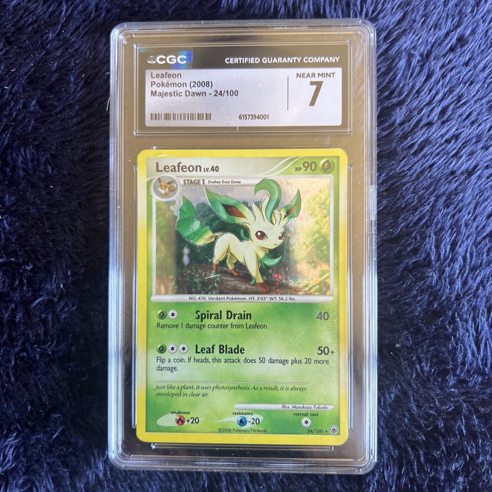 Leafeon 24/100 Majestic Dawn Reverse Holo