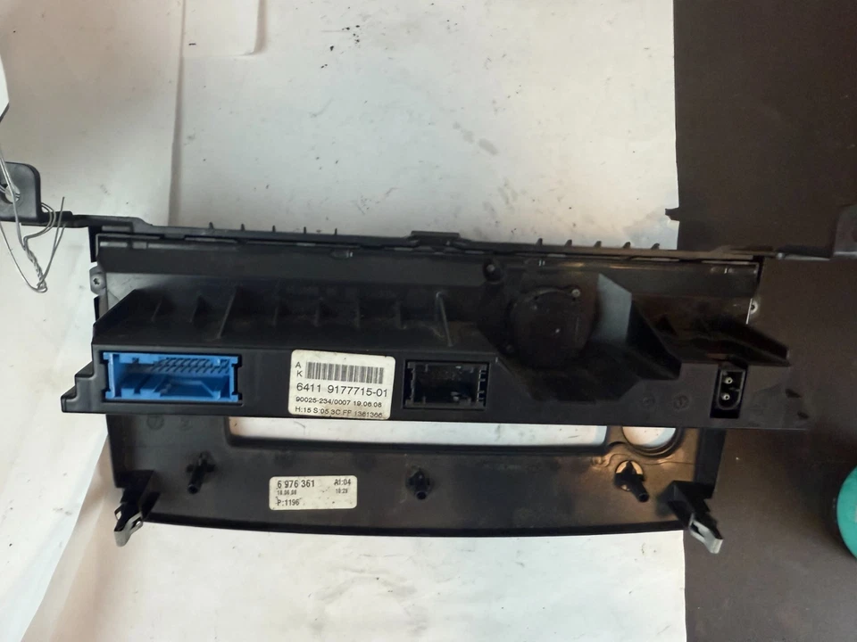 2008 - 2010 BMW 535i Heater AC Climate Control Panel Switches 64119177715 OEM - Image 4 of 4
