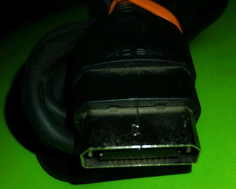 OEM Xbox - Super Audio Video SAV Cable Adapter Composite S-AV RCA Cord - Image 2 of 3