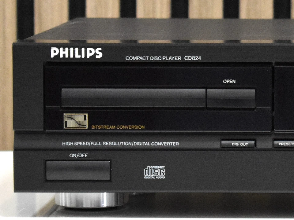 PHILIPS CD-824 Vintage Compact Disc-Player  mit Zubehör  Top Zustand - Bild 2 von 4