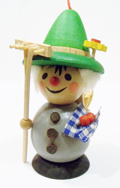 Steinbach Germany Farmer Fruit Cherry Picker Rake Basket Wooden Wood Ornament