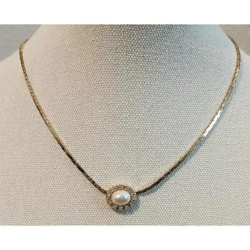 Collana Christian Dior con strass color oro e perle finte vintage