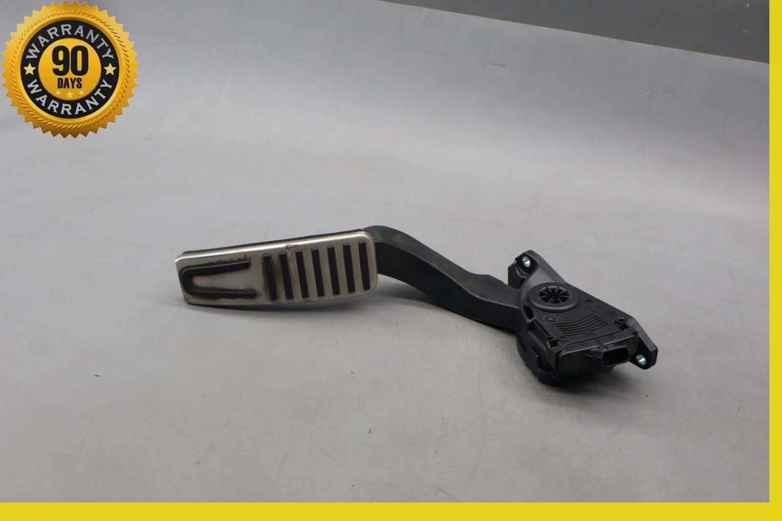 14-19 Maserati Ghibli M157 Speed Acceleration Pedal W/ Pad 04861714AE Oem