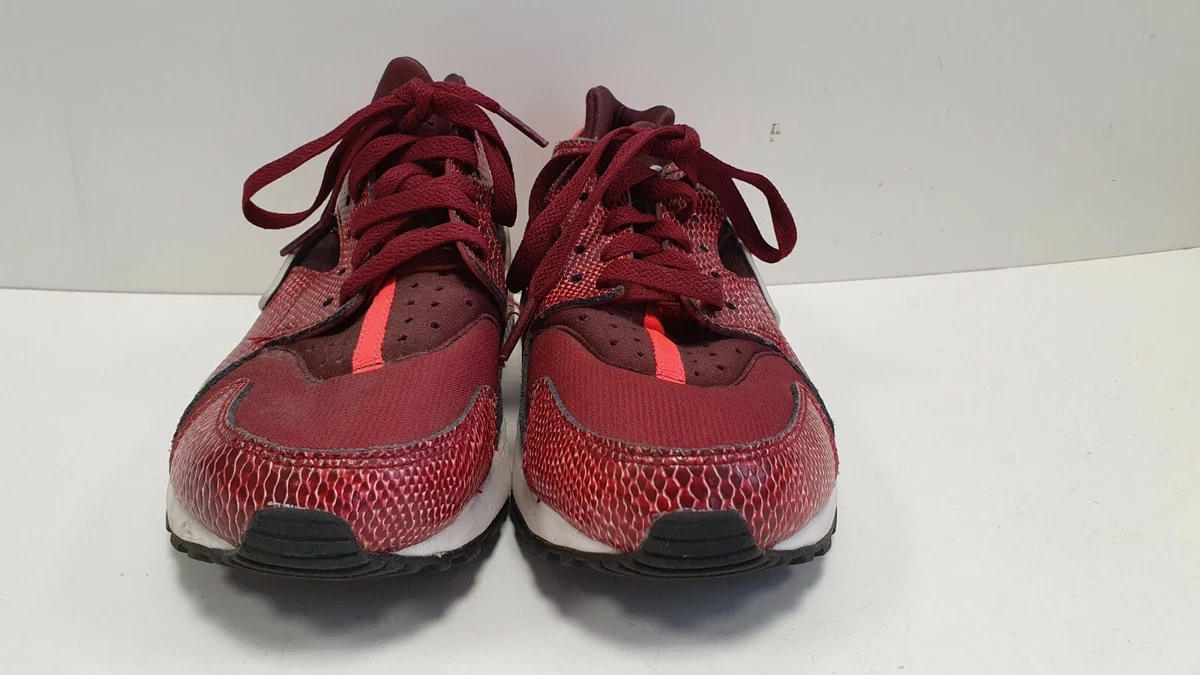 Burgundy nike deals trainers womens