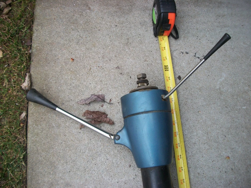 Pontiac Grand Prix Ventura Catalina 1967 1968 2+2 columna de dirección GM súper bonita Foto 4 de 4