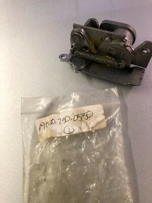 MCI Setra Mercedes Omniplus Door Lock Latch 000-750-05-50 Transit Bus