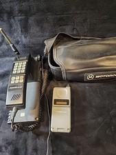 Lot Of 2 Old Vintage Motorola Cell Phones Untested
