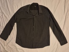 2 MENS LARGE VAN HEUSEN LONG SLEEVE SHIRTS