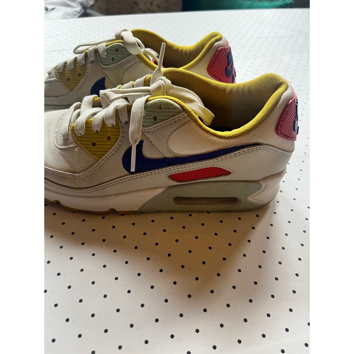 Nike Air Max 90 Womens 8.5 Cream Blue Yellow Pink Colorblock DA7265-100 Sneaker — product photo 2 of 10