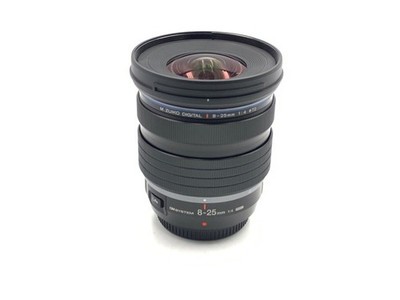 OM SYSTEM M.ZUIKO 8-25mm F4 PRO Ultraweitwinkel-Zoomobjektiv MFT Schwarz