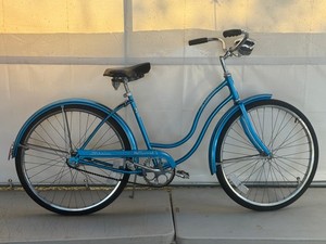 Vintage Blue Women's Schwinn Hollywood Cruiser Bike Bicycle w/ Chrome Headlight