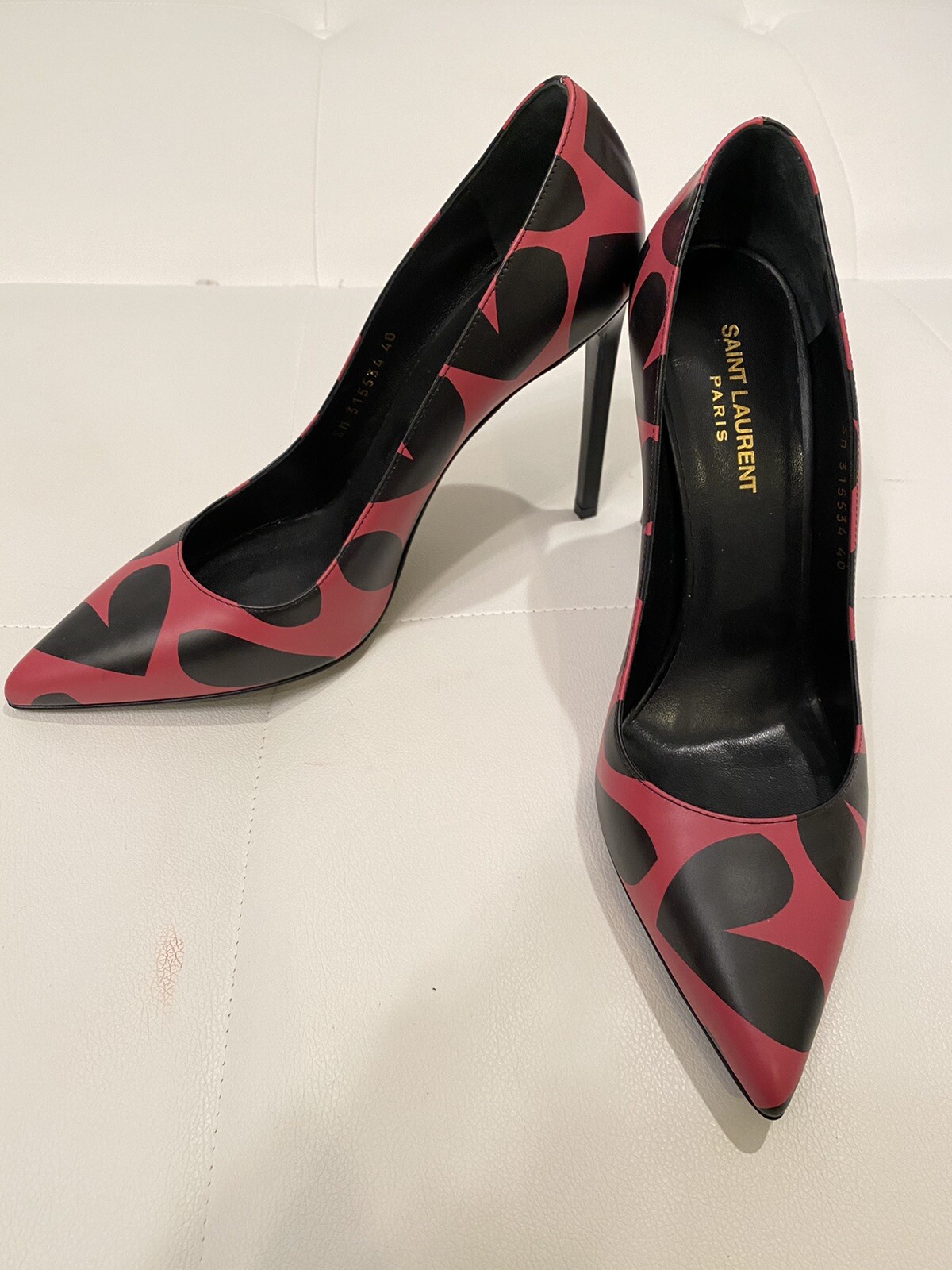 SAINT LAURENT tacco a punta con stampa cuore tg 40