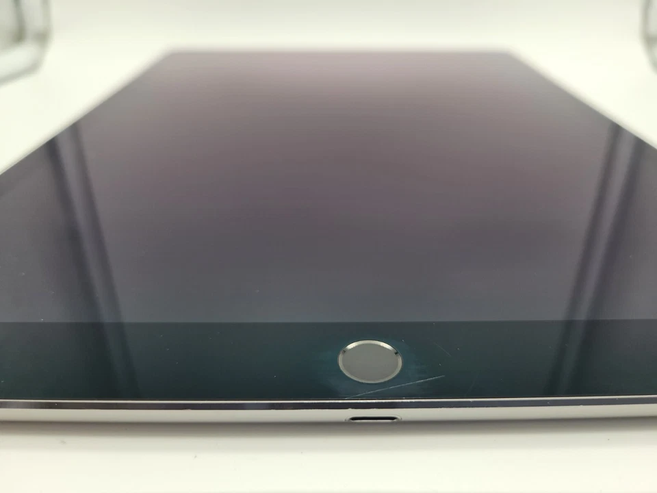 Apple iPad Pro 12.9" (A1584) 32GB, Gris espacial, WiFi Solo Bueno B+ Foto 4 de 4