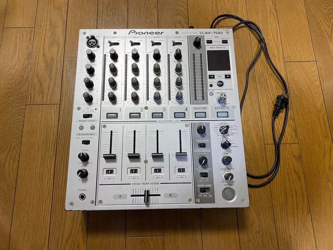 Pioneer DJM-700 Silver Digital DJ Mixer 4-Channel 4ch DJM700 DJM