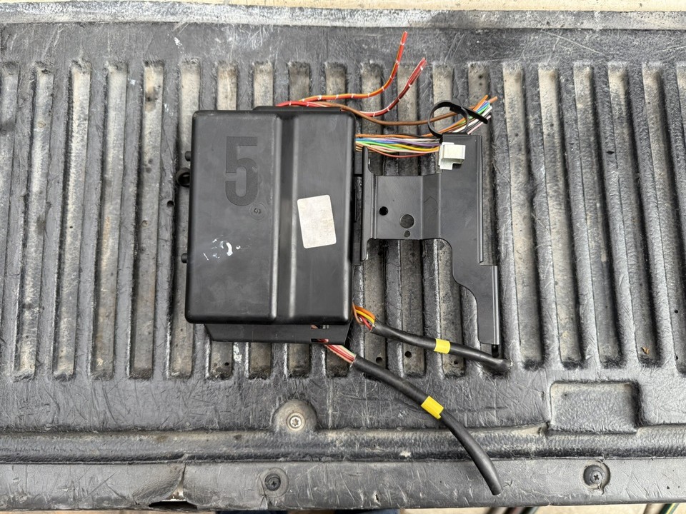 Mercedes Benz W126 Passenger Right Front Seat Control Module 126 820 05 ...