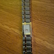 Esprit Damen Armbanduhr Quarz analog Edelstahl silber rechteckig weiß