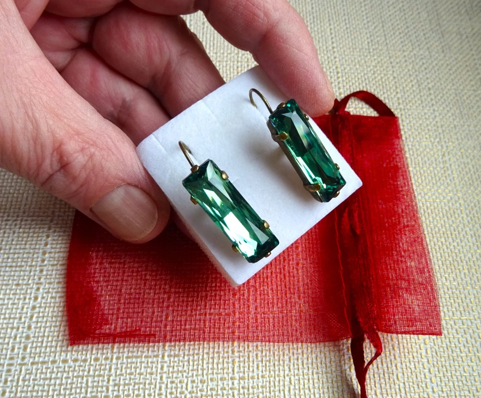 Original antike Ohrringe mit Smaragdgrünen Steinen! Traumhaft schön-ca 7gr. - Bild 3 von 4