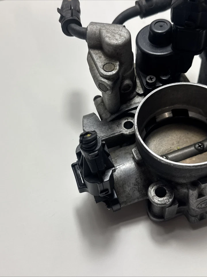 Hyundai Sedona 2002-2005 3,5 L OEM conjunto de carrocería del acelerador OEM Foto 3 de 4