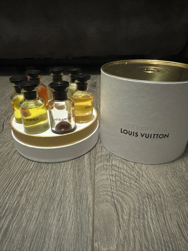 Louis Vuitton Les Parfums 7 x 10 ml De Miniaturas Plural Deme Set Para Mujer Foto 3 de 4