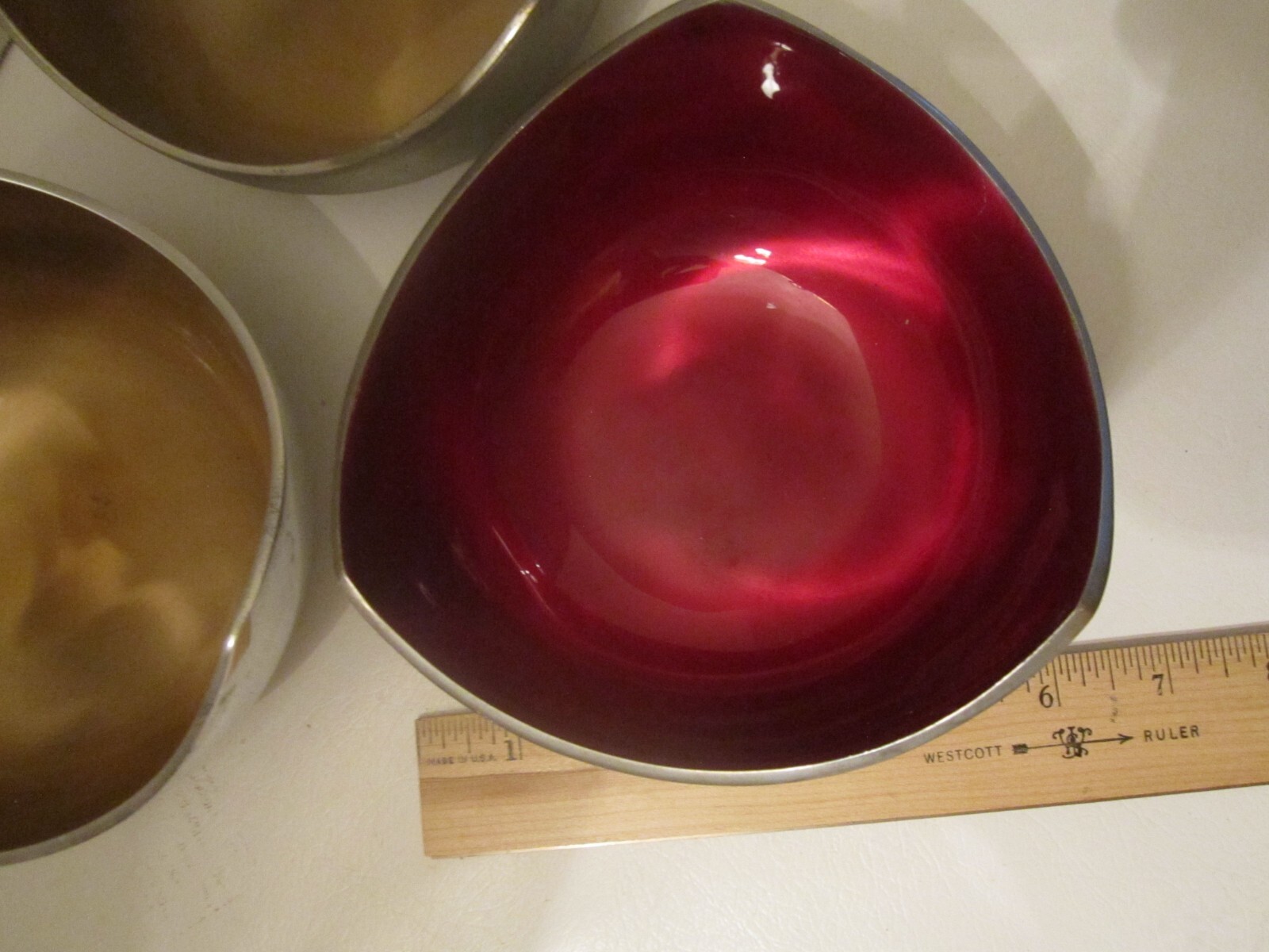 Simply Designz Set of 3 Candy/Nut Bowls 6" Champagne & Red on Silver