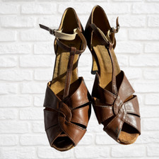 Very Fine Dance Shoes Classic Series: Style 6006 Brown Leather - Size 8.5