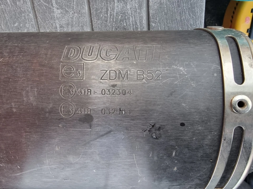 PAIR OF DUCATI 1198 EXHAUST MUFFLER ORIGINAL OEM RIGHT & Left (ZDM-A52, B52) - Image 4 of 4