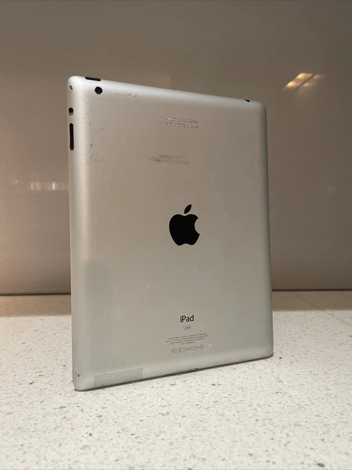 Apple iPad 3, 32GB WiFi , A1416, 9.7in - White , (AU Stock) - Image 3 of 4