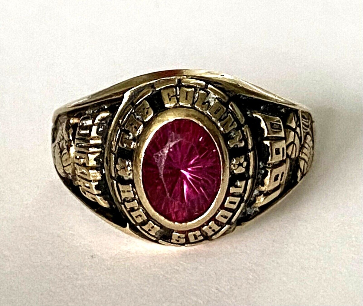 Josten's 10K Yellow Gold 1990 The Colony High School Ladies Class