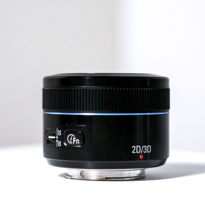 Samsung NX 45mm f1.8 (2D/3D) Prime Objektiv
