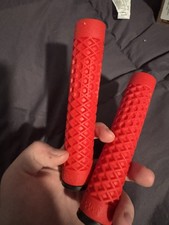 Cult X Vans Flangeless BMX Bike / Scooter 150mm Grips Waffle Pattern - RED