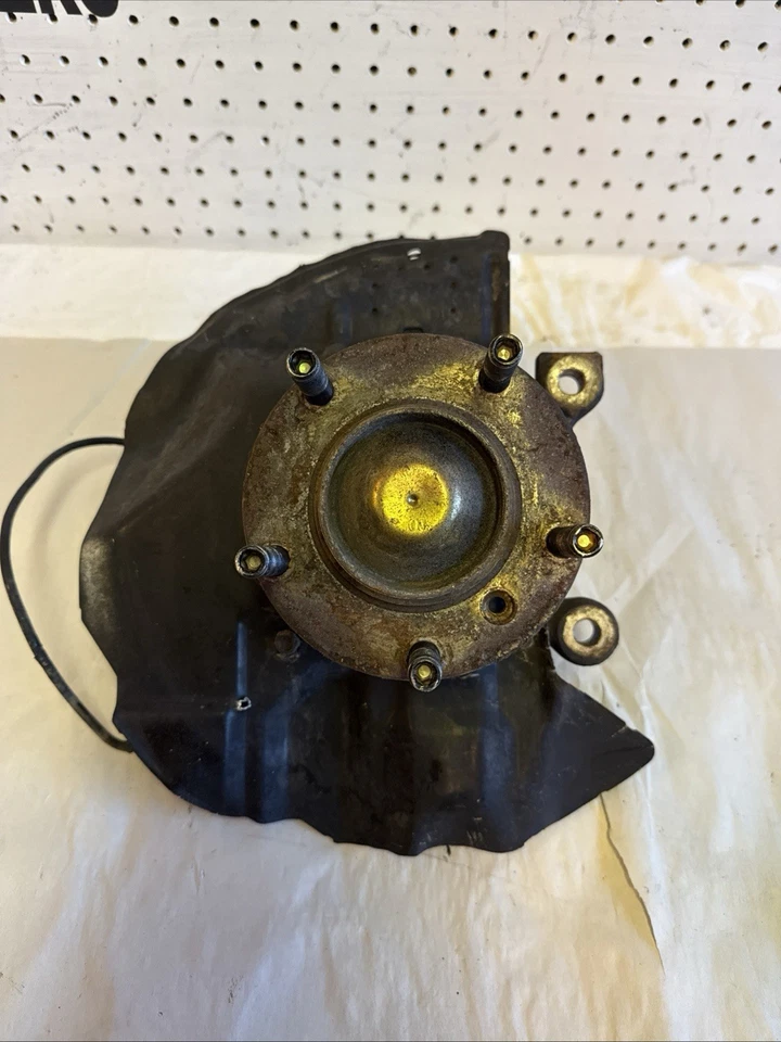 2000 BMW 330ci 325ci 325i 330i E46 RWD Front Left Knuckle Hub King Pin 1096429 - Image 2 of 4