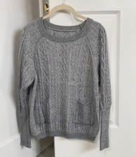 soft wool cashmere blended cable knit sweater XS
