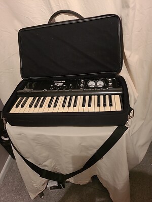 Line 6 - Toneport KB37 - Digital Recording Interface, OVP & Gator Case  